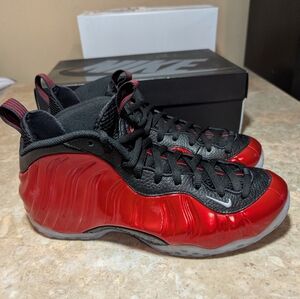 Nike Air Foamposite One Metallic Varsity 2023) Red-Balck DZ2545-600 Men Size 10